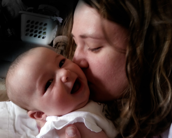 Mommy Makes Maisie Laught