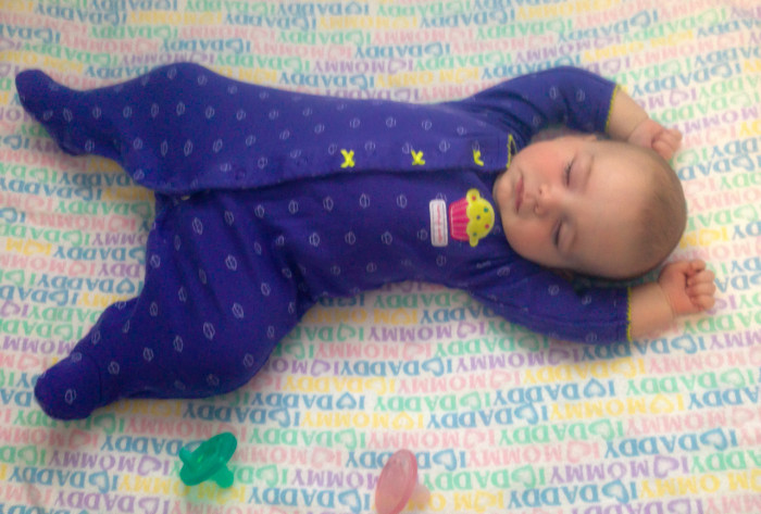 Maisie Sprawled